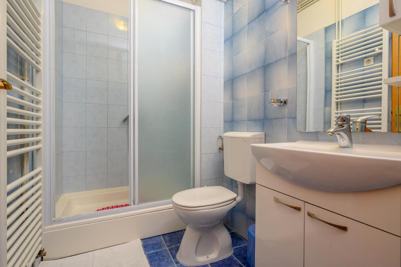 Apartments Juric ポドストラナ エクステリア 写真