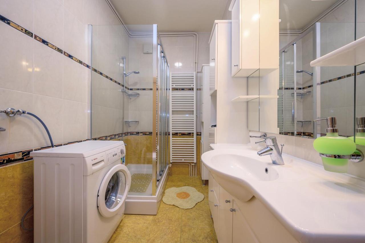 Apartments Juric ポドストラナ エクステリア 写真